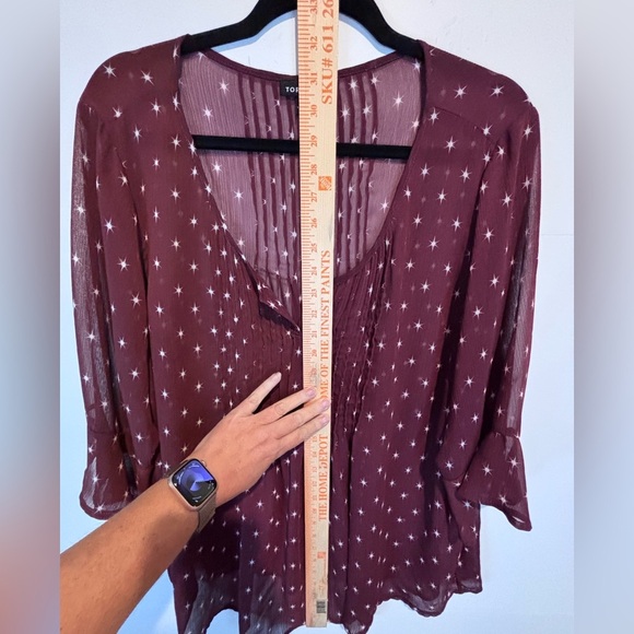 Torrid Size 2 Maroon Star Print Sheer Blouse • 100% Polyester - Picture 11 of 14